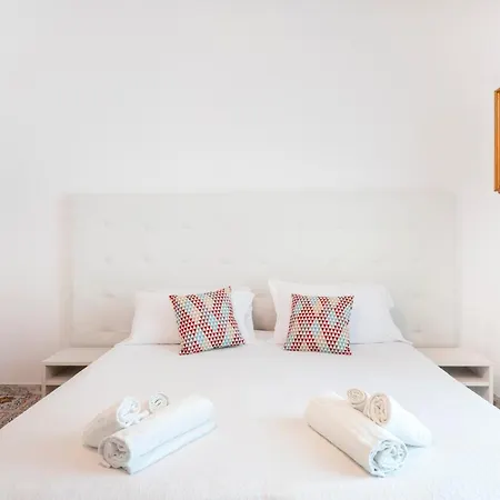 Yourhome - Casa Vittoria דירה מטה