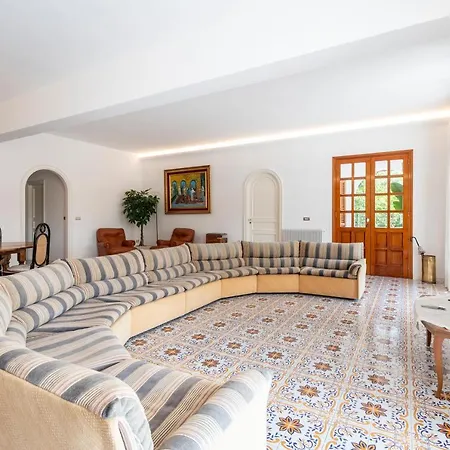 Yourhome - Casa Vittoria アパート *