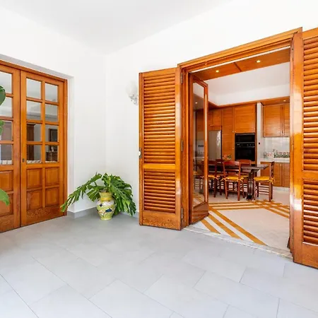 Yourhome - Casa Vittoria *