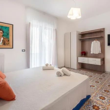 Apartment Yourhome - Casa Vittoria *